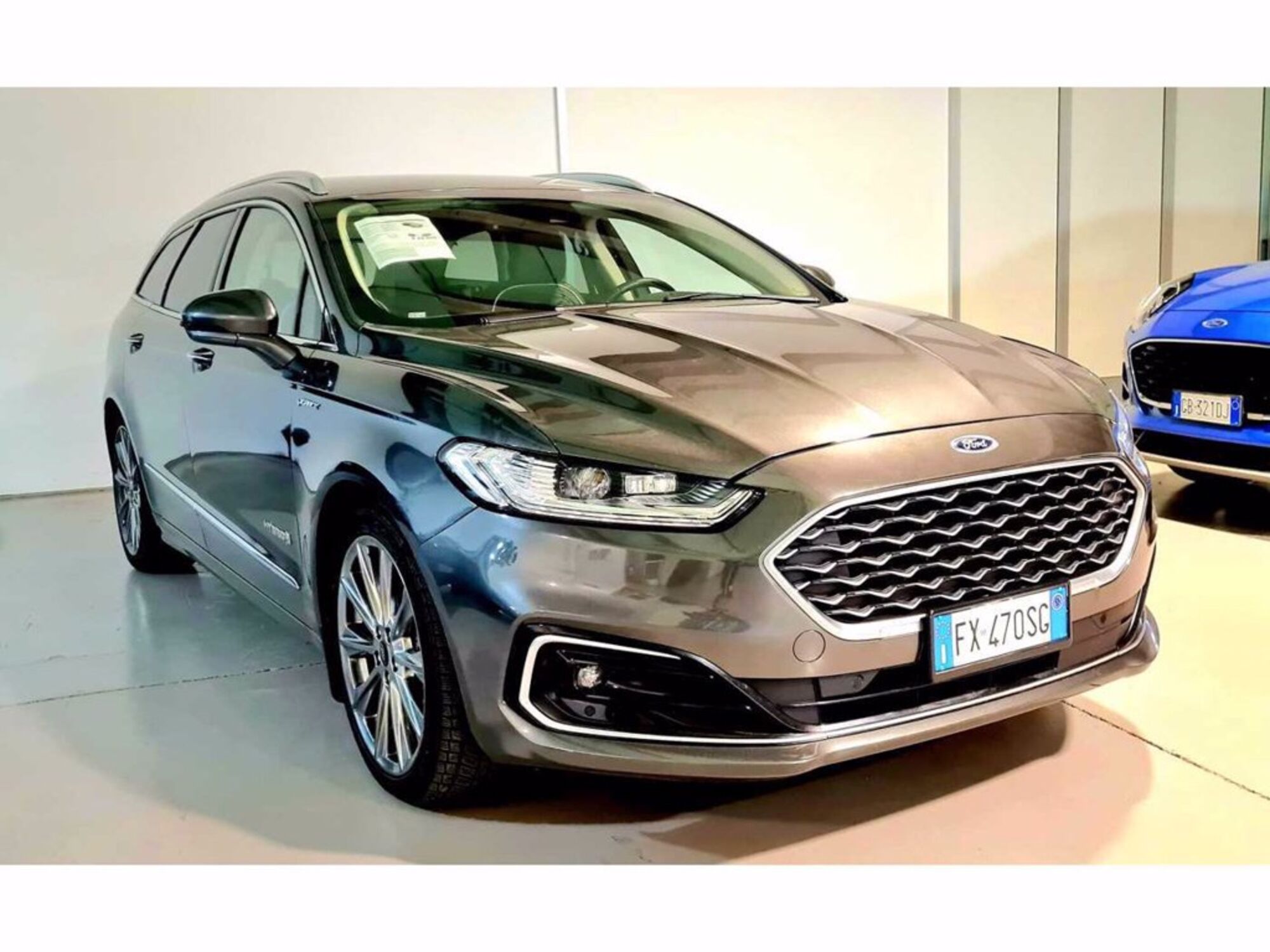 Ford Mondeo Station Wagon Full Hybrid 2.0 187 CV eCVT SW Vignale  del 2019 usata a Trezzano sul Naviglio