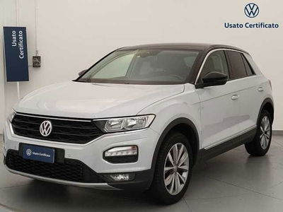 Volkswagen T-Roc 1.5 TSI ACT DSG Style BlueMotion Technology  del 2020 usata a Busto Arsizio