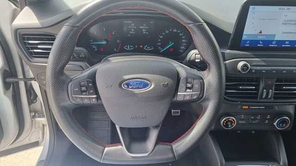 Ford Focus Station Wagon usata a Salerno (15)