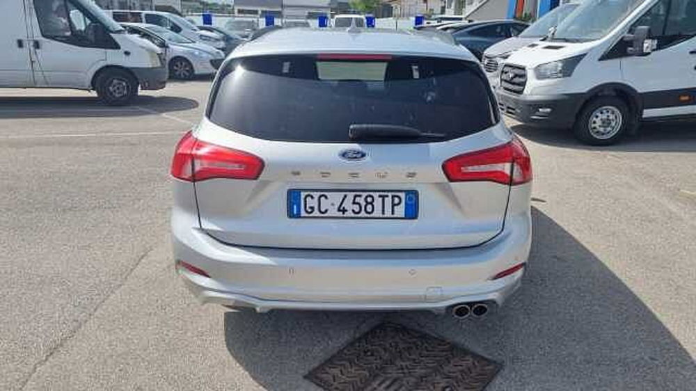 Ford Focus Station Wagon usata a Salerno (6)