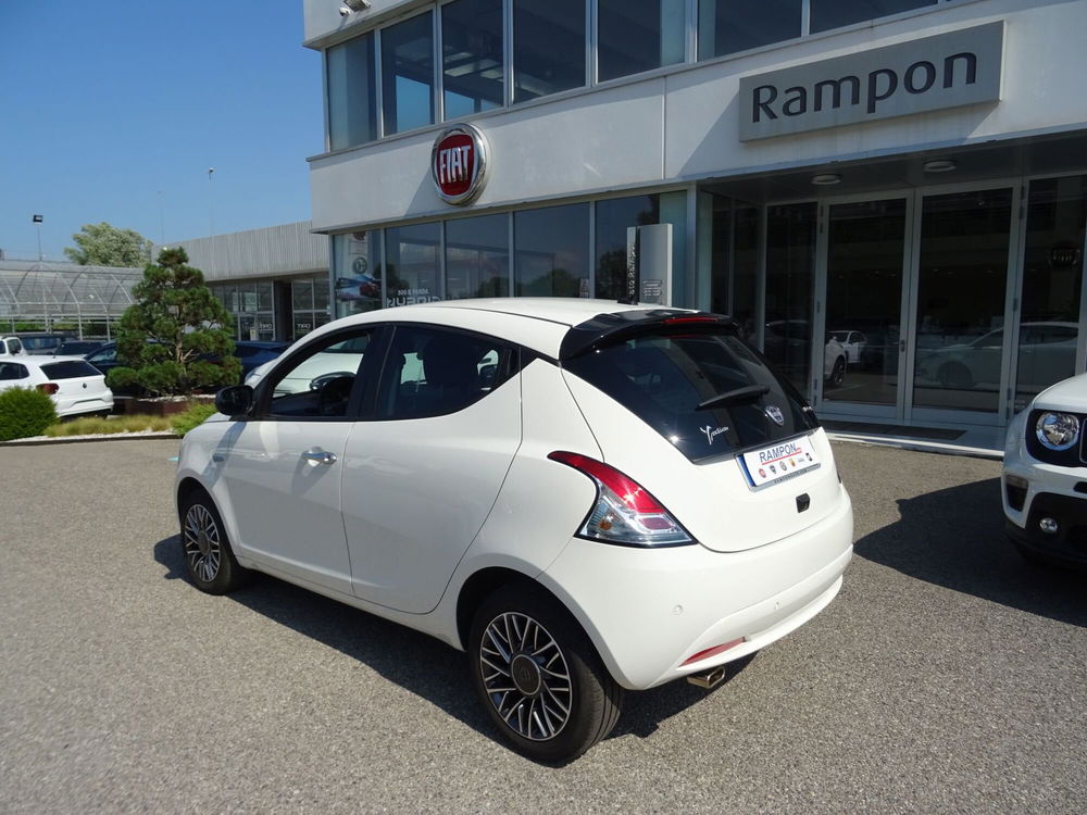 Lancia Ypsilon usata a Venezia (5)