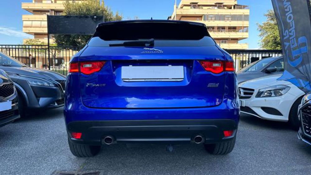 Jaguar F-Pace usata a Roma (7)