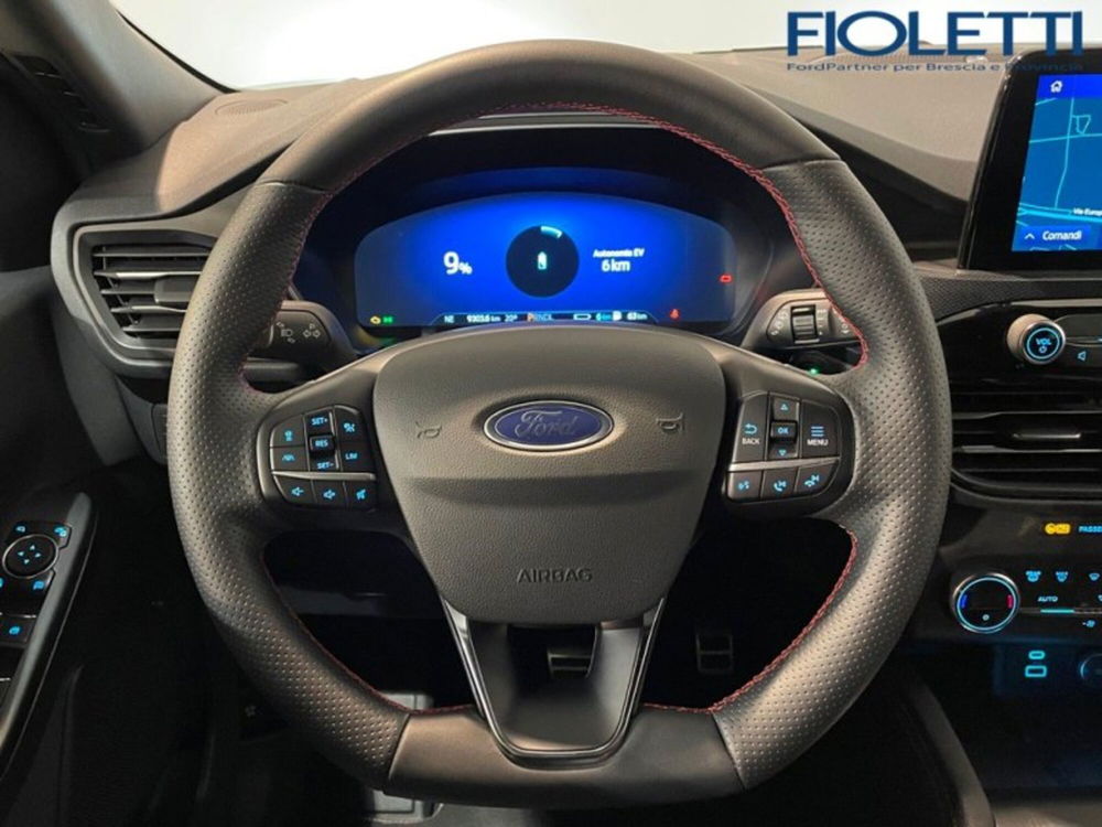 Ford Kuga nuova a Brescia (6)