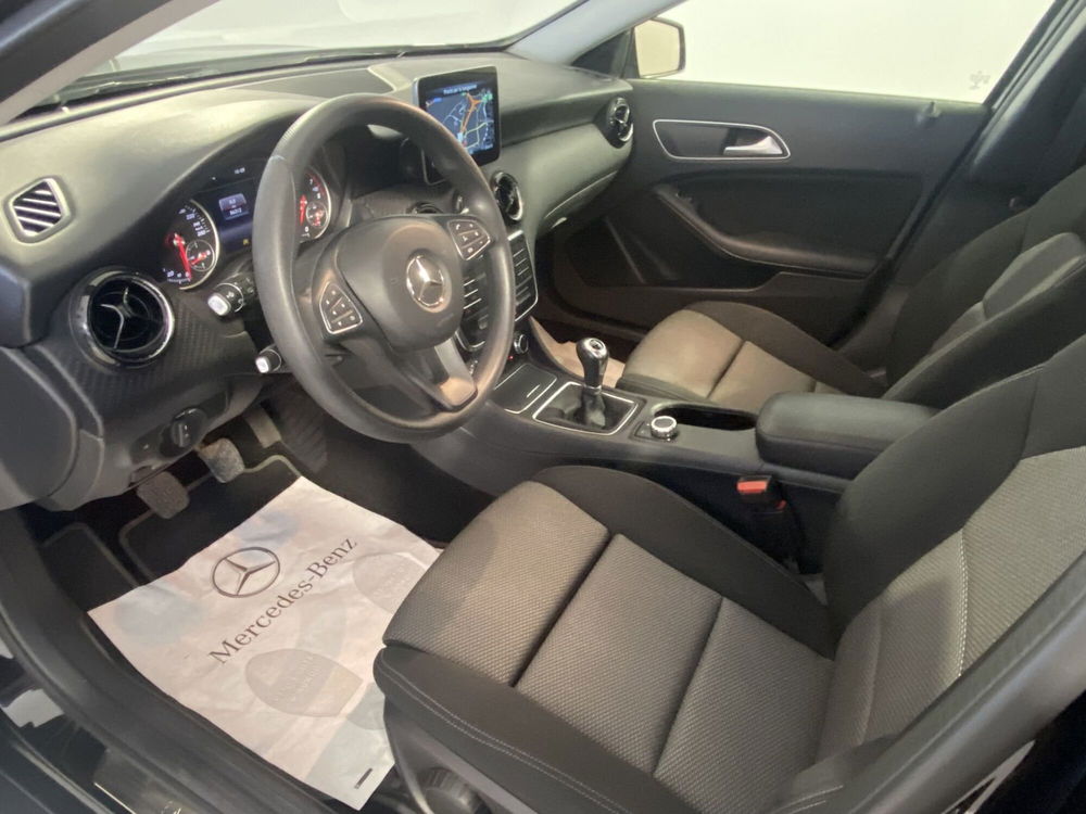 Mercedes-Benz GLA SUV usata a Napoli (9)