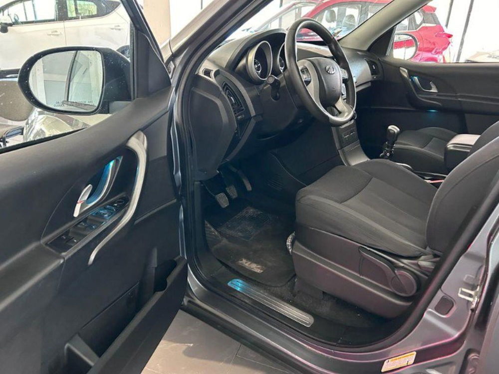 Mahindra XUV500 usata a Firenze (13)