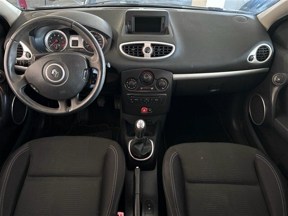 Renault Clio 1.2 16V 5 porte Dynamique  del 2011 usata a Barberino Val d'Elsa (3)