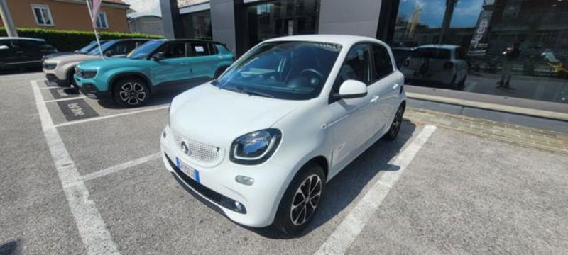 smart forfour forfour 90 0.9 Turbo Passion  del 2017 usata a Mondovi&#039;