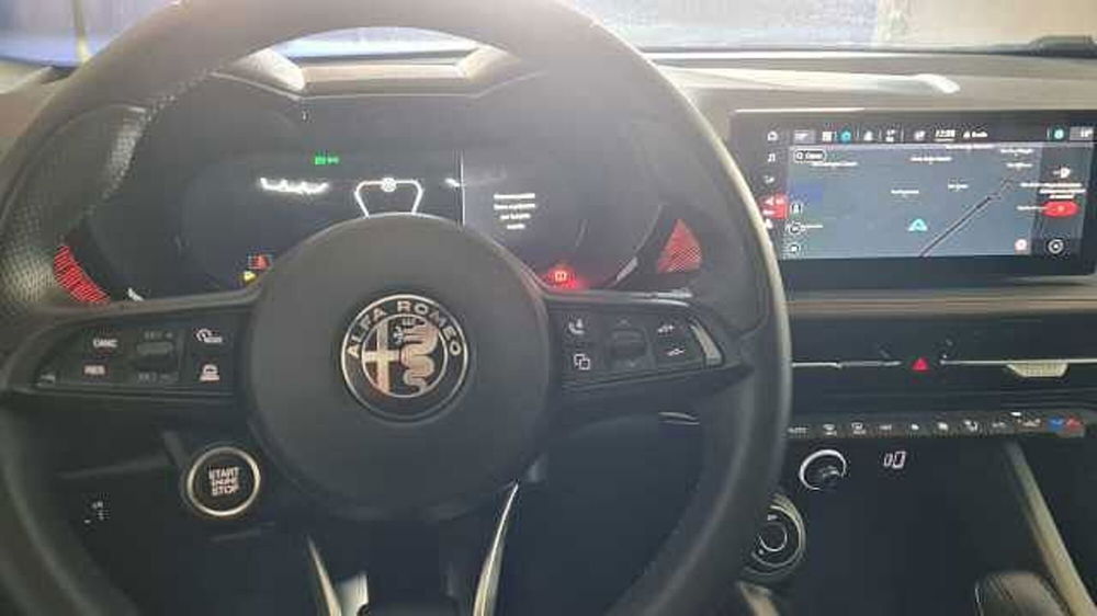 Alfa Romeo Tonale usata a Milano (8)