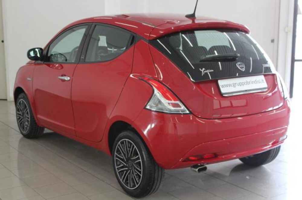 Lancia Ypsilon usata a Potenza (6)