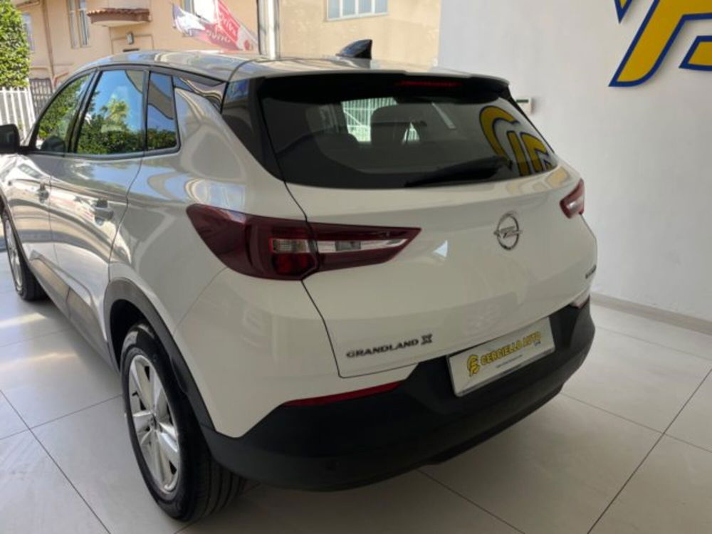 Opel Grandland X usata a Napoli (6)