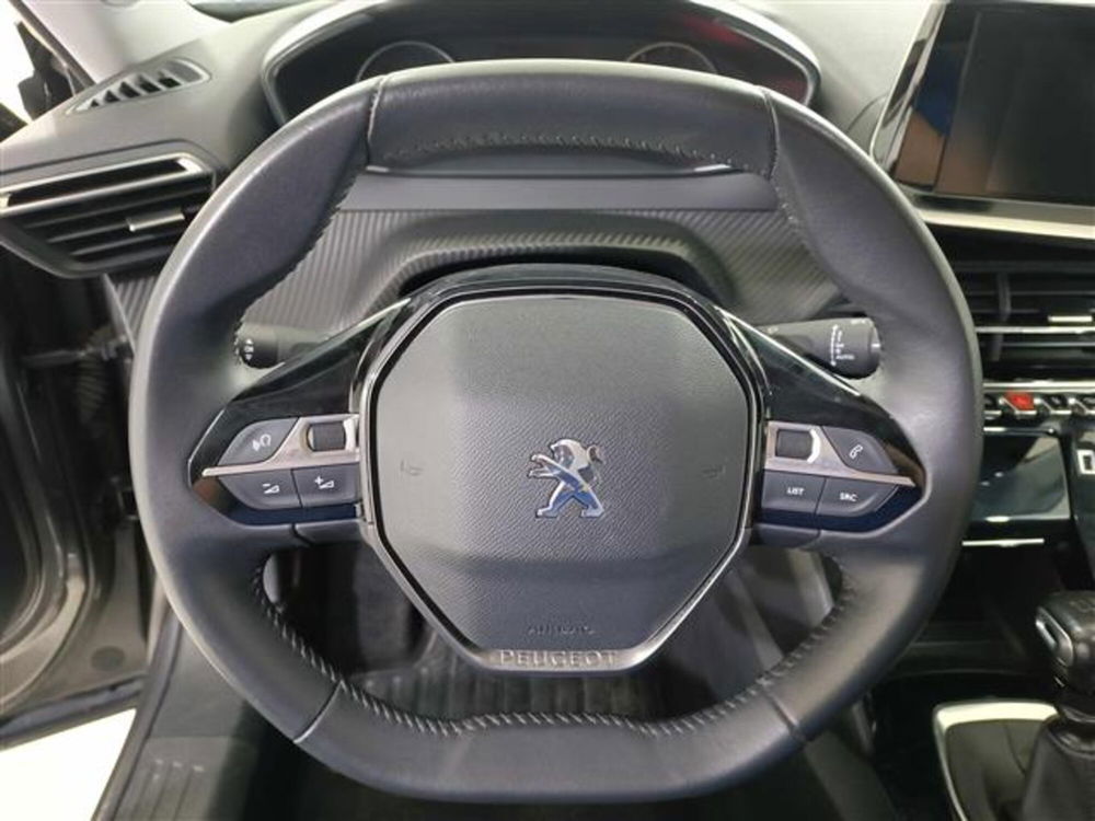 Peugeot 2008 usata a Salerno (11)