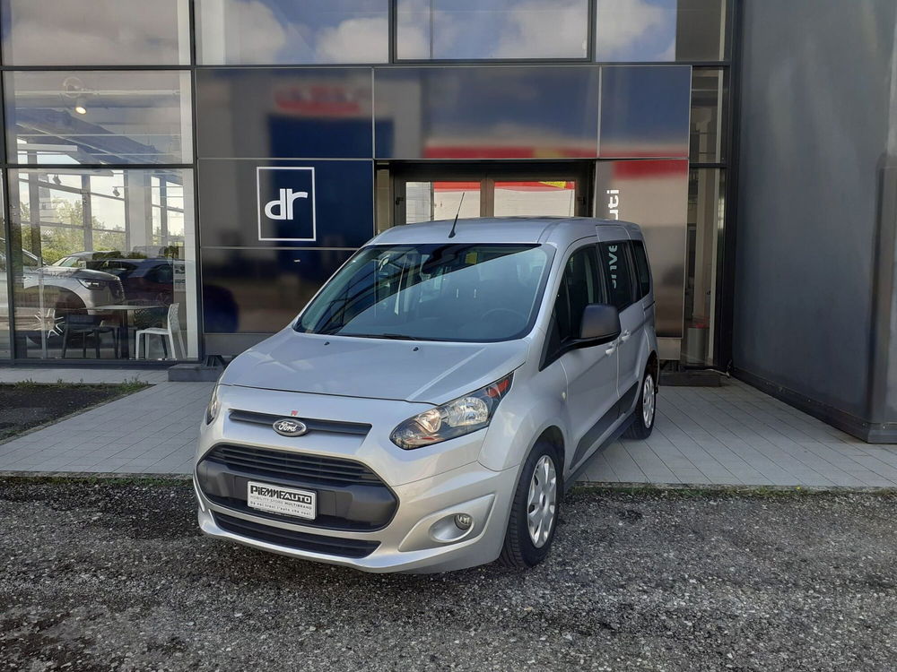 Ford Tourneo Connect 7 1.5 TDCi 120 CV Plus del 2017 usata a Piacenza (3)