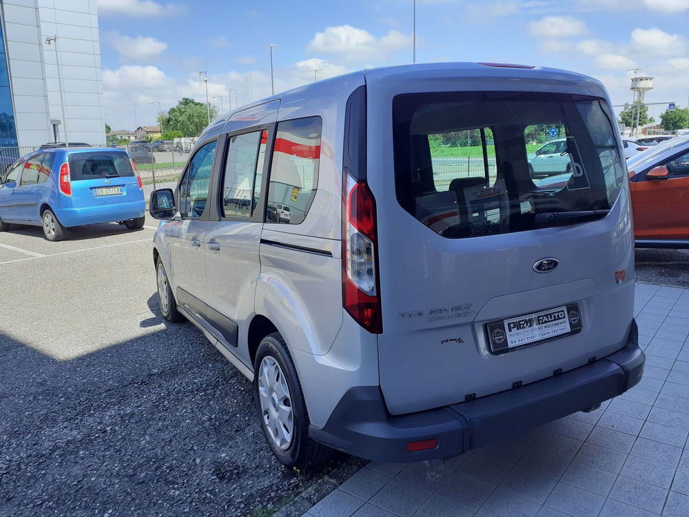 Ford Tourneo Connect 7 1.5 TDCi 120 CV Plus del 2017 usata a Piacenza (5)