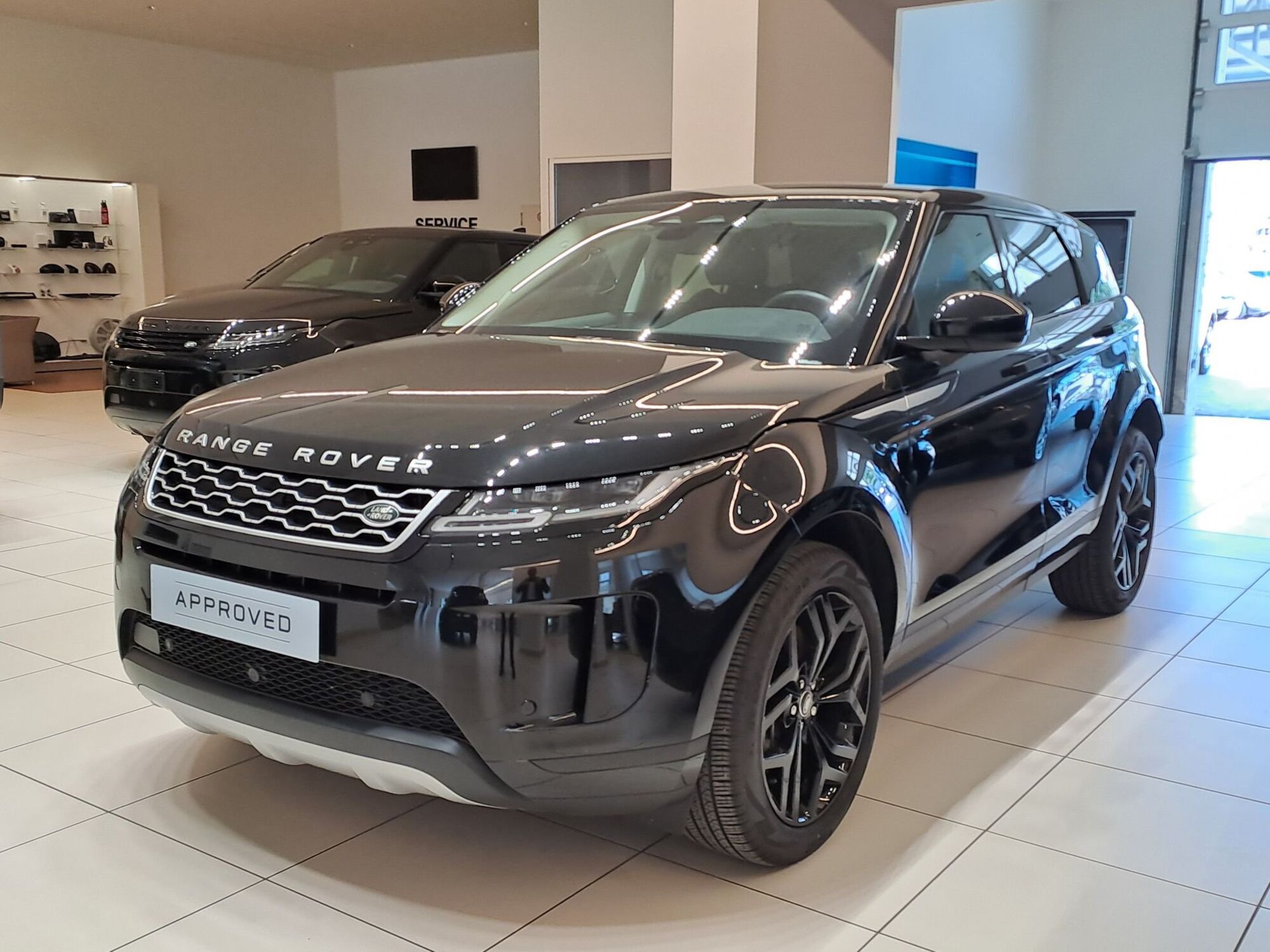 Land Rover Range Rover Evoque 2.0D I4 163 CV AWD Auto SE  del 2023 usata a San Martino Siccomario