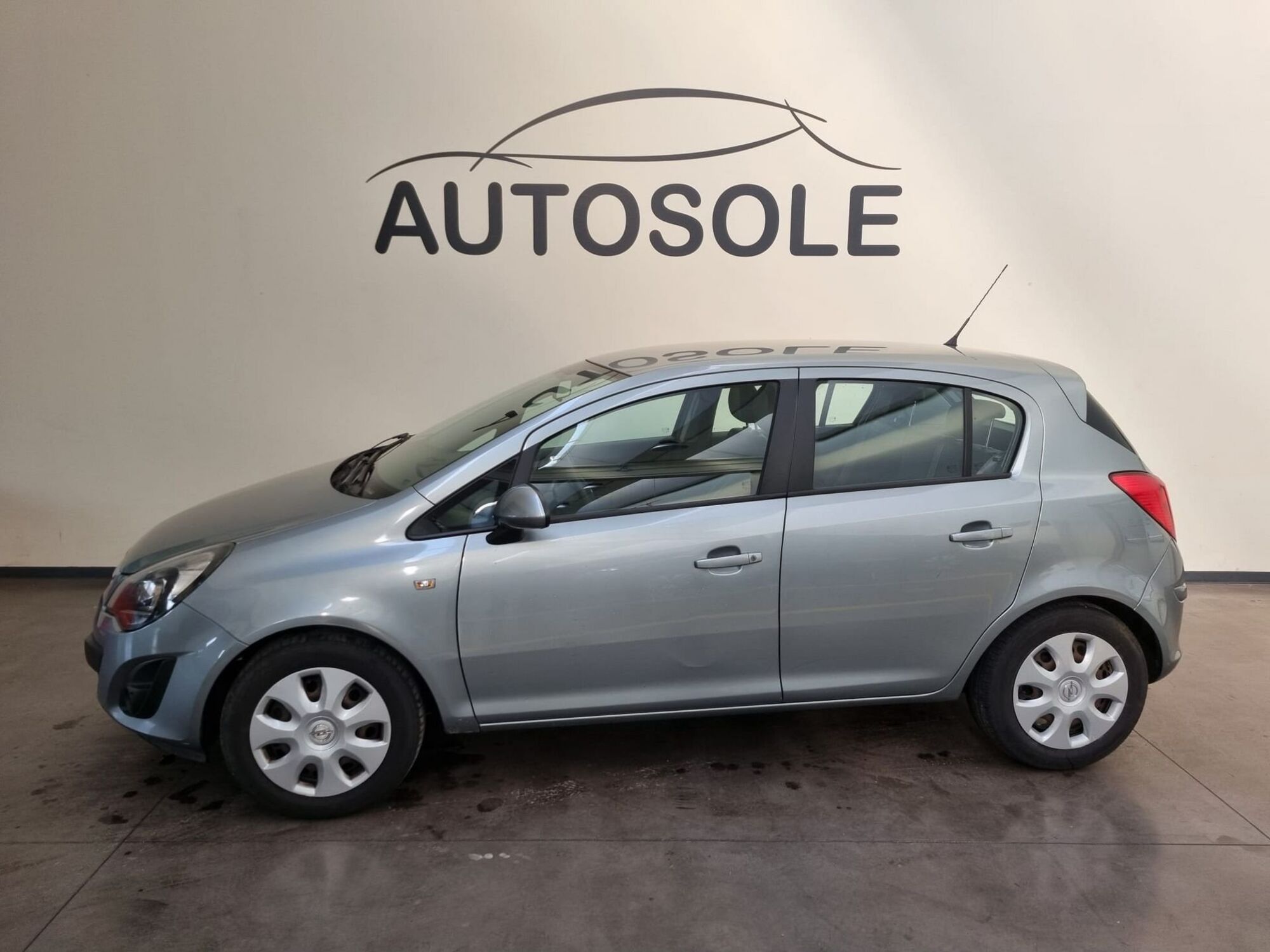 Opel Corsa 1.2 85CV 5 porte GPL-TECH Edition  del 2014 usata a Dolce&#039;