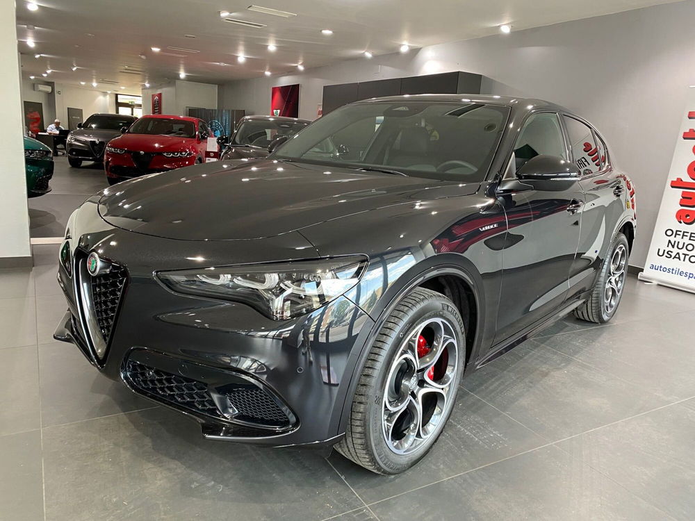 Alfa Romeo Stelvio nuova a Reggio Emilia (2)