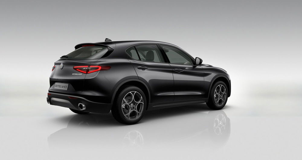 Alfa Romeo Stelvio nuova a Reggio Emilia (2)