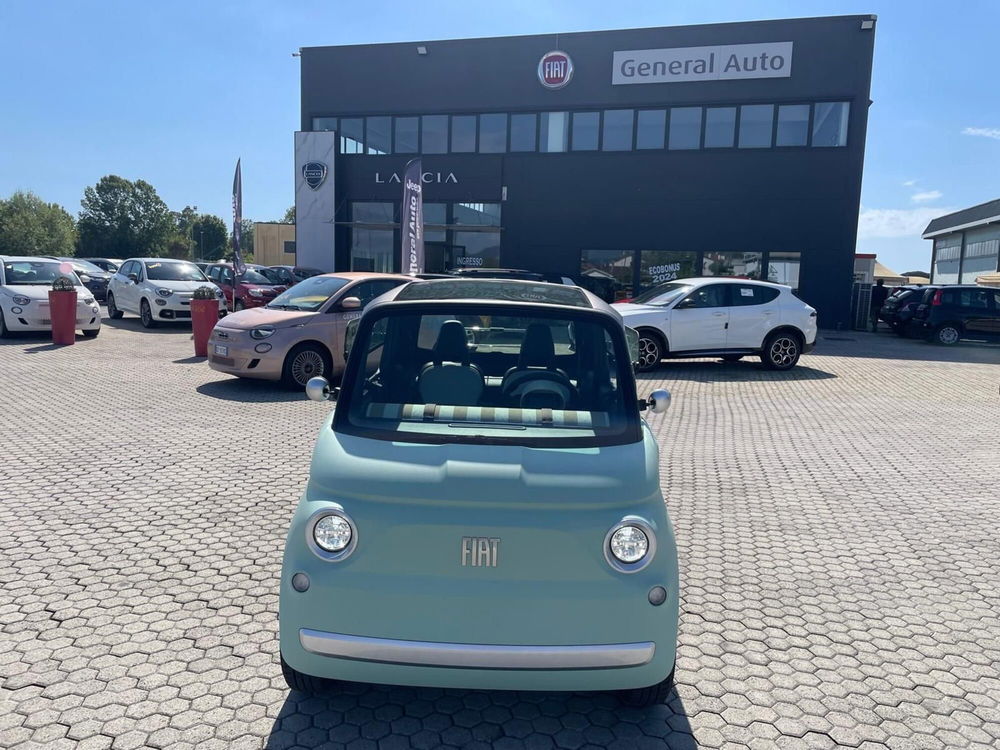 Fiat Topolino nuova a Lucca (2)