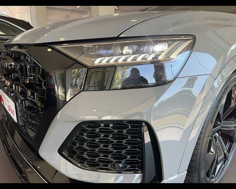 Audi RS Q8 usata a Roma (12)