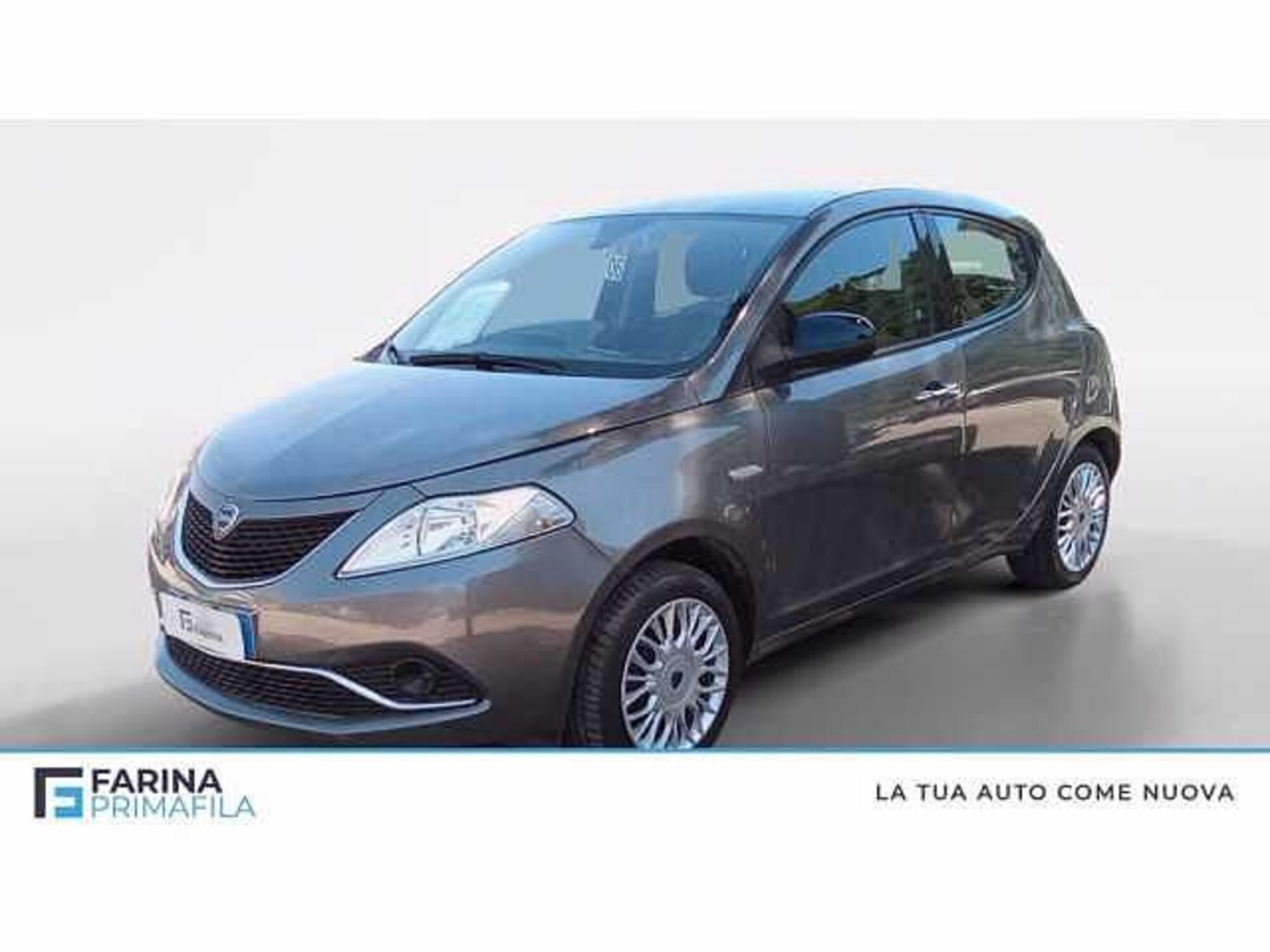 Lancia Ypsilon 1.2 69 CV 5 porte GPL Ecochic Silver  del 2017 usata a Pozzuoli