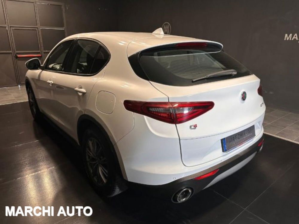 Alfa Romeo Stelvio usata a Perugia (7)