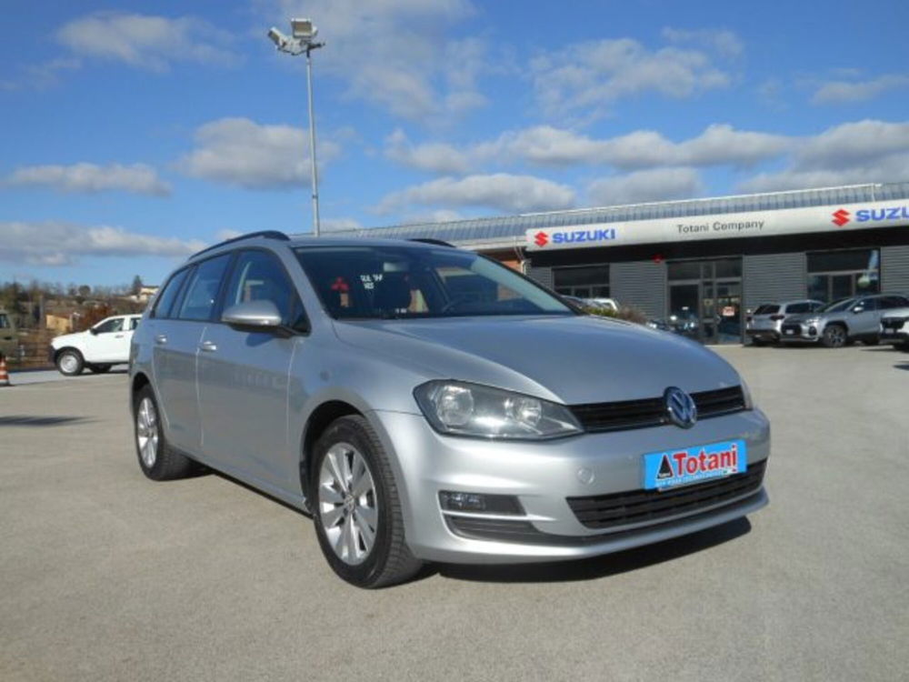 Volkswagen Golf Variant 1.6 TDI 105 CV Comfortline BlueMotion Tech. del 2014 usata a L'Aquila (2)