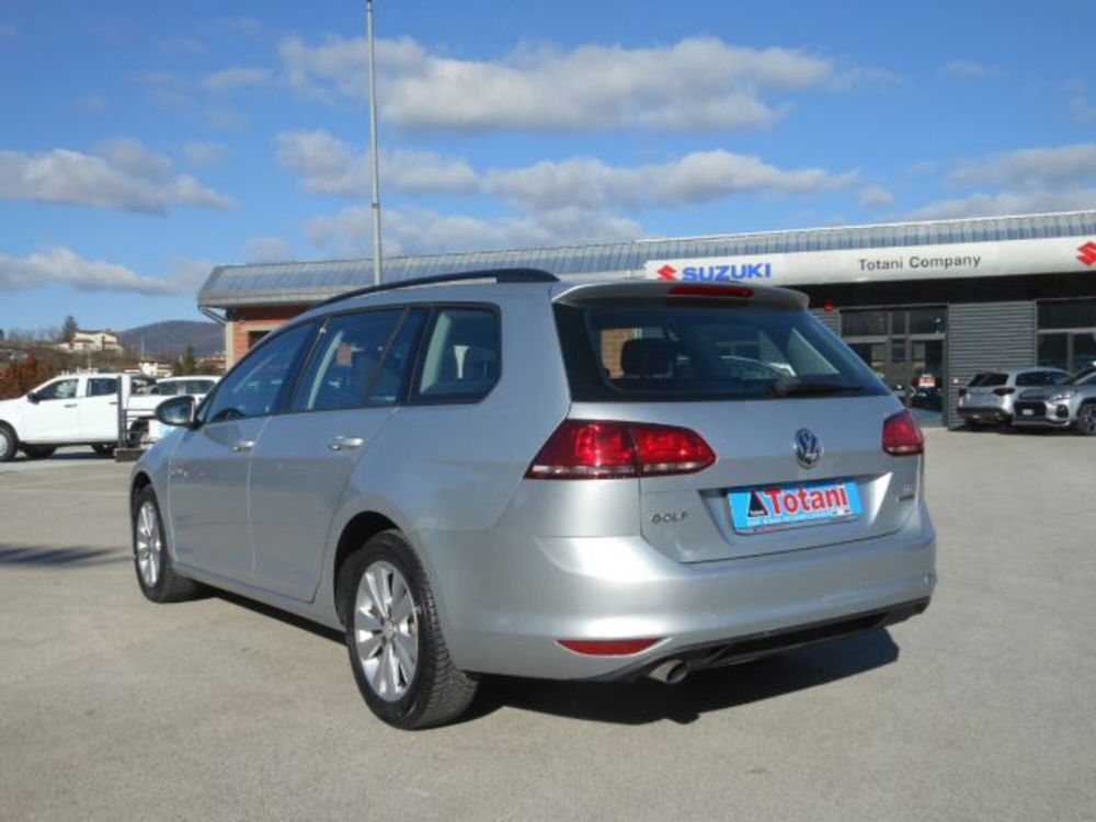 Volkswagen Golf Variant 1.6 TDI 105 CV Comfortline BlueMotion Tech. del 2014 usata a L'Aquila (5)