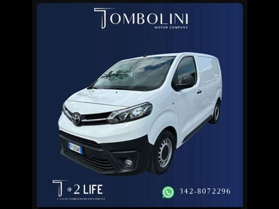 Toyota Proace Verso Verso 1.6D L0 S Comfort del 2019 usata a Civitanova Marche