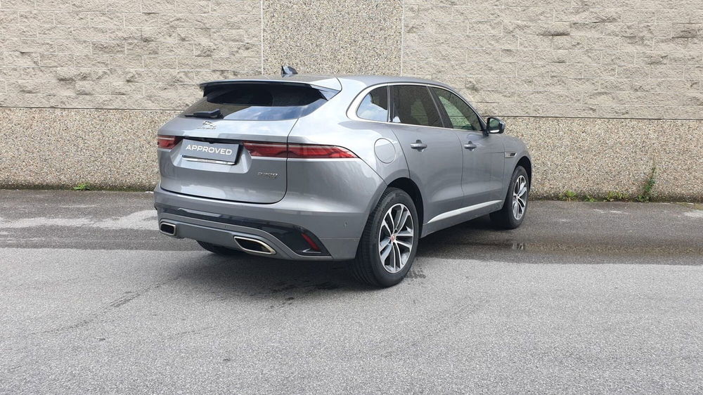 Jaguar F-Pace usata a Bergamo (2)