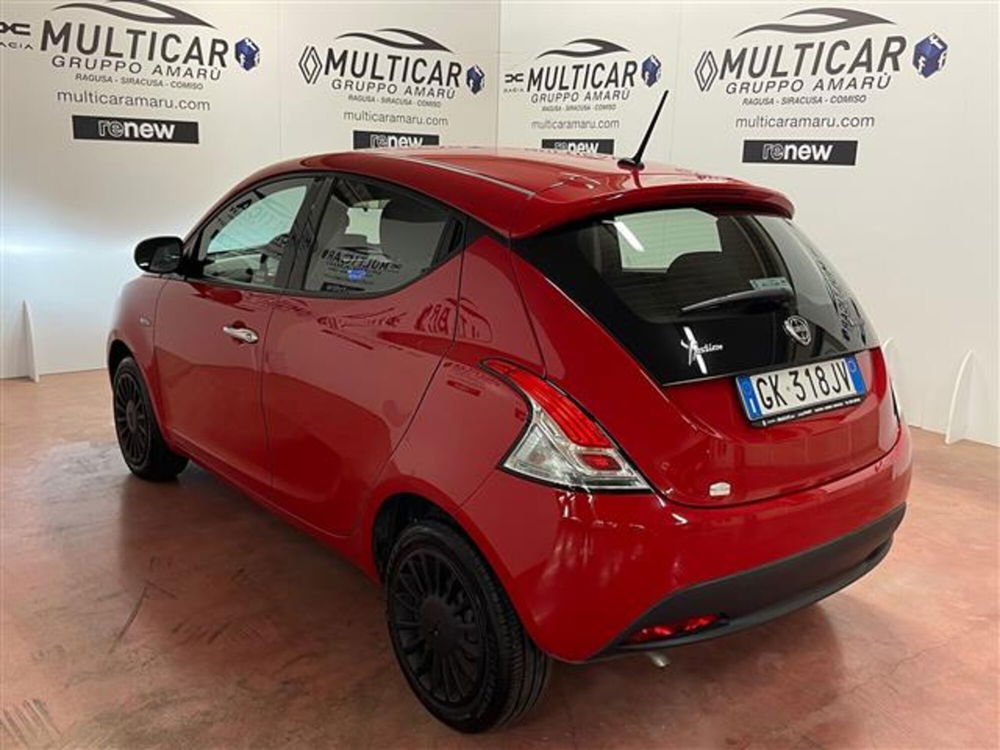 Lancia Ypsilon usata a Ragusa (3)