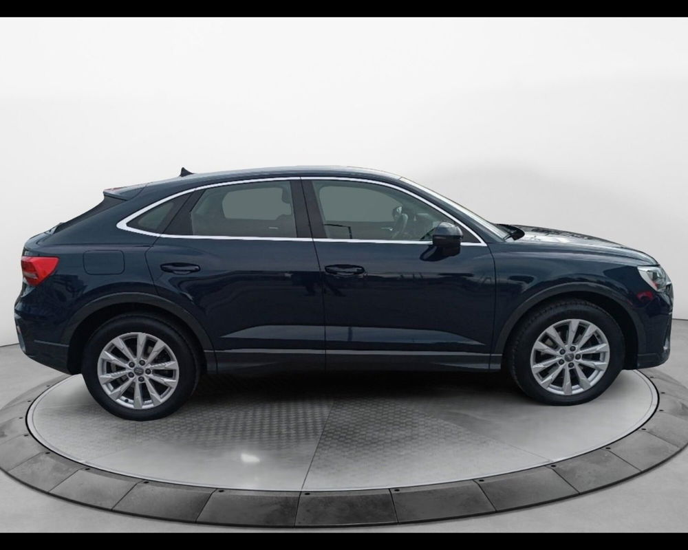 Audi Q3 Sportback usata a Caserta (5)