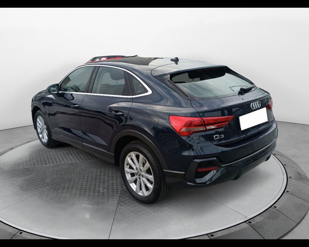 Audi Q3 Sportback usata a Caserta (7)