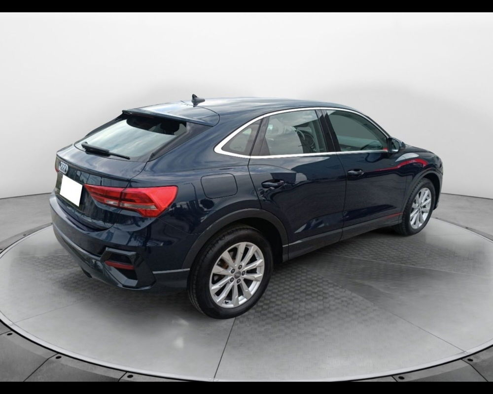 Audi Q3 Sportback usata a Caserta (9)