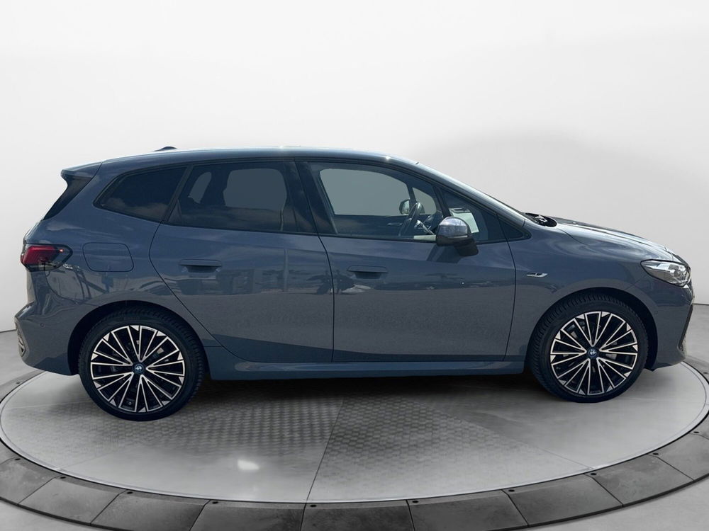 BMW Serie 2 Active Tourer usata a Caserta (4)