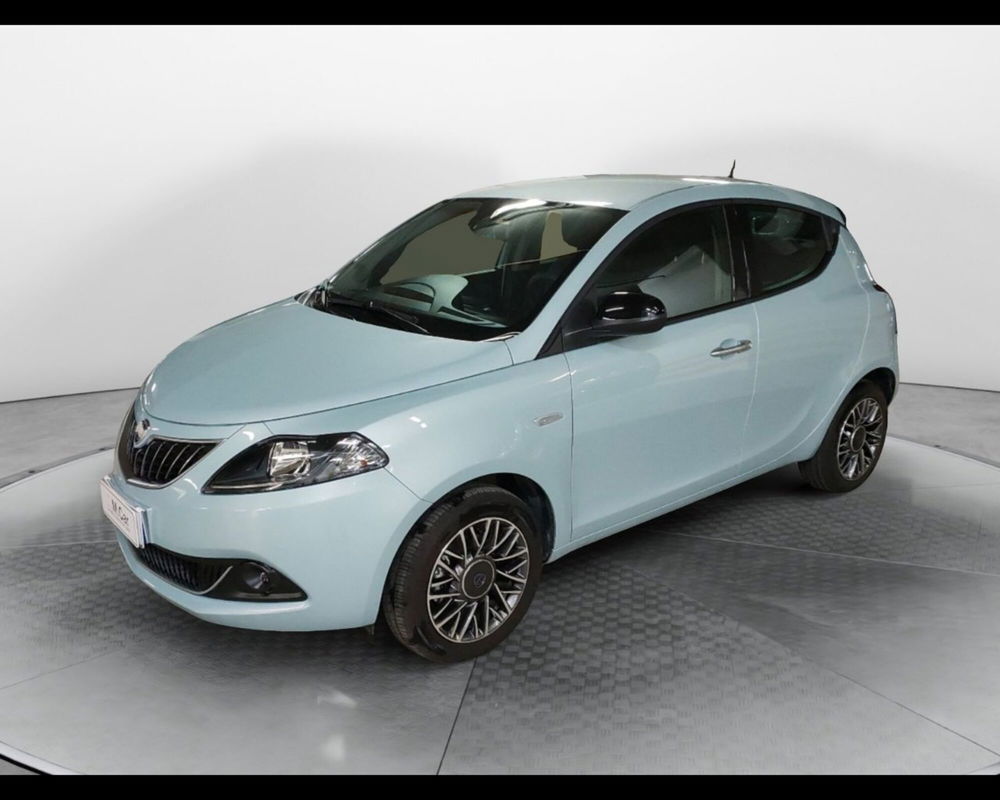 Lancia Ypsilon usata a Caserta