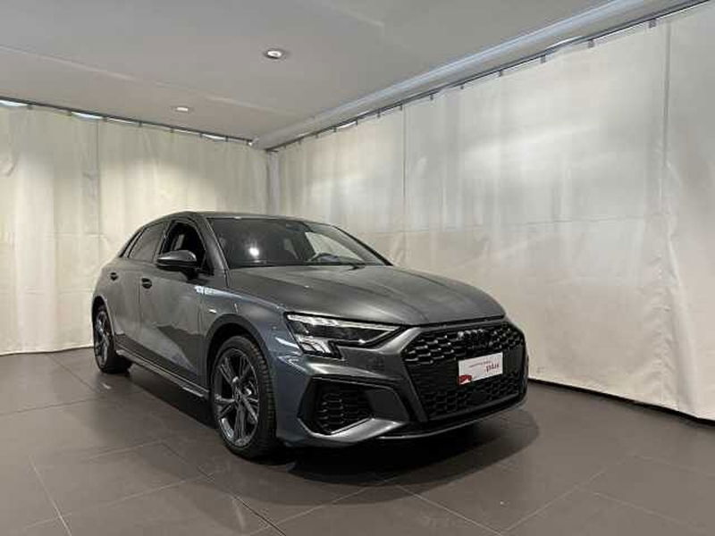 Audi A3 Sportback 40 TFSI e S tronic S line edition del 2022 usata a Genova