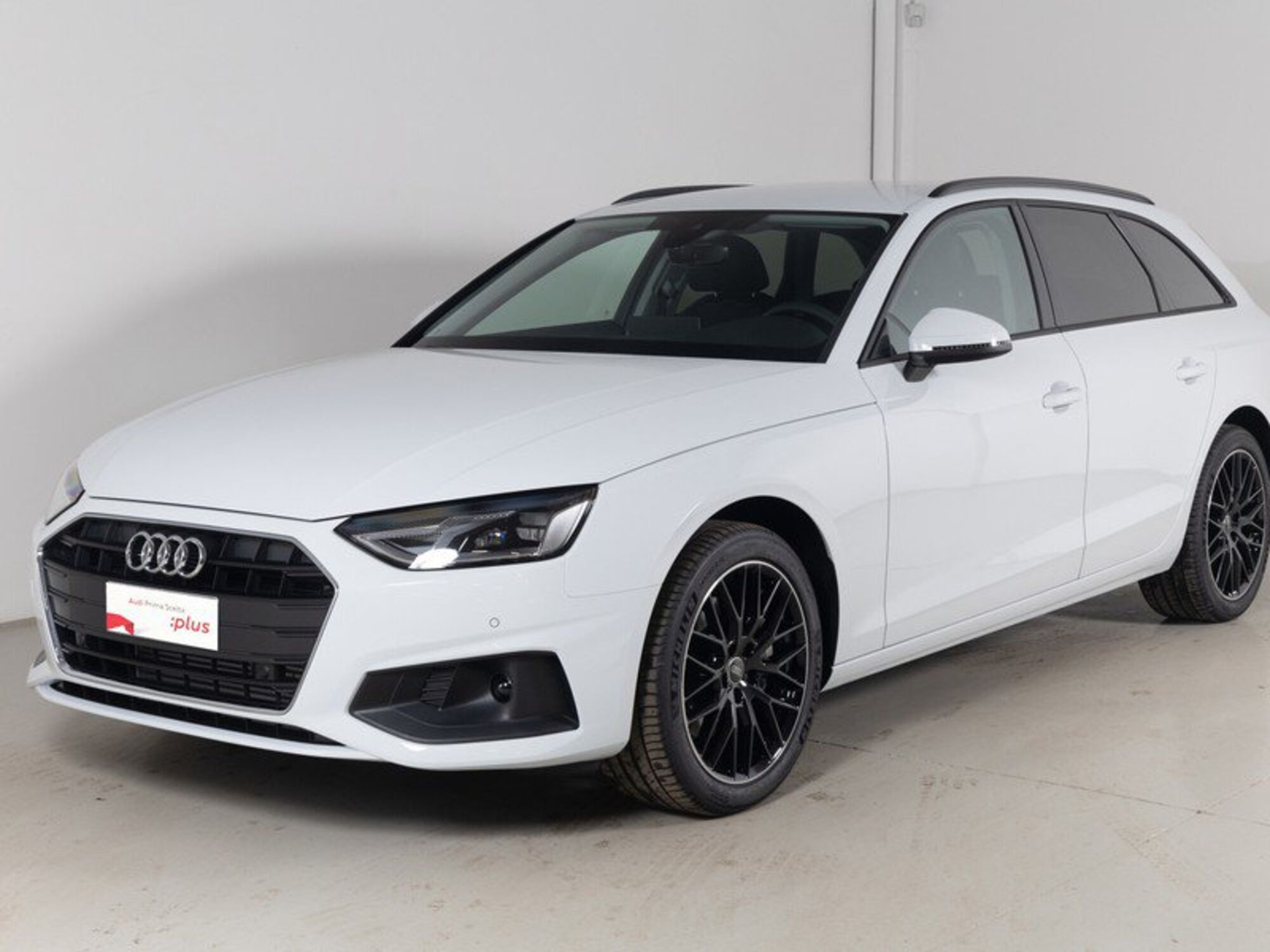 Audi A4 Avant 40 2.0 tfsi mhev Business Advanced 204cv s-tronic del 2023 usata a Alessandria