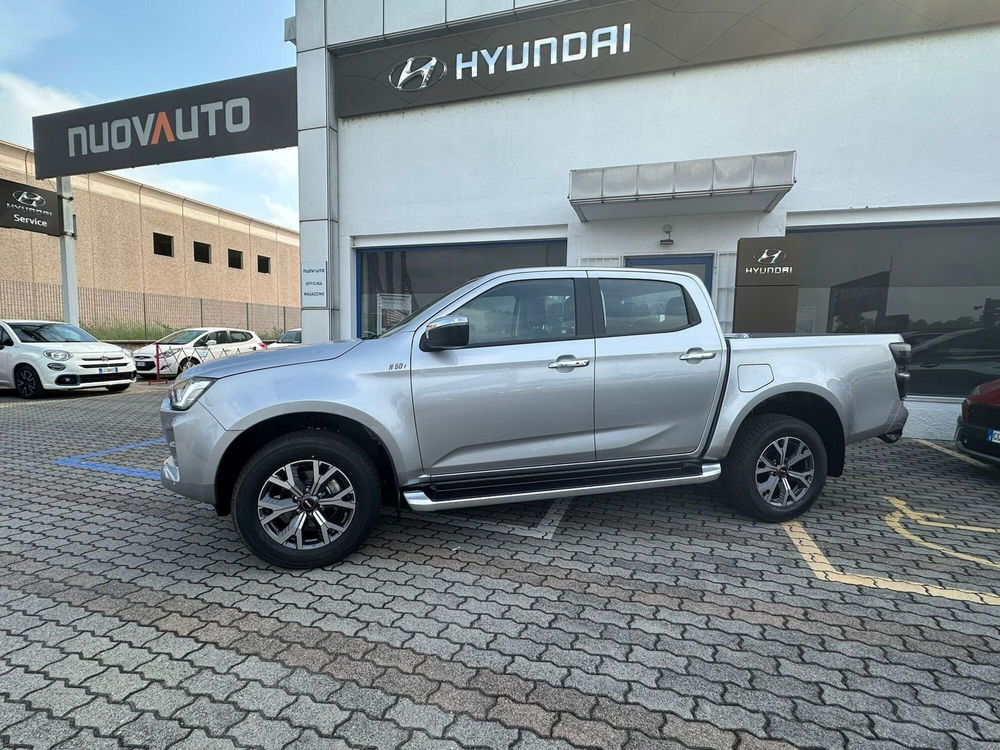 Isuzu D-Max Pick-up nuova a Cremona (2)