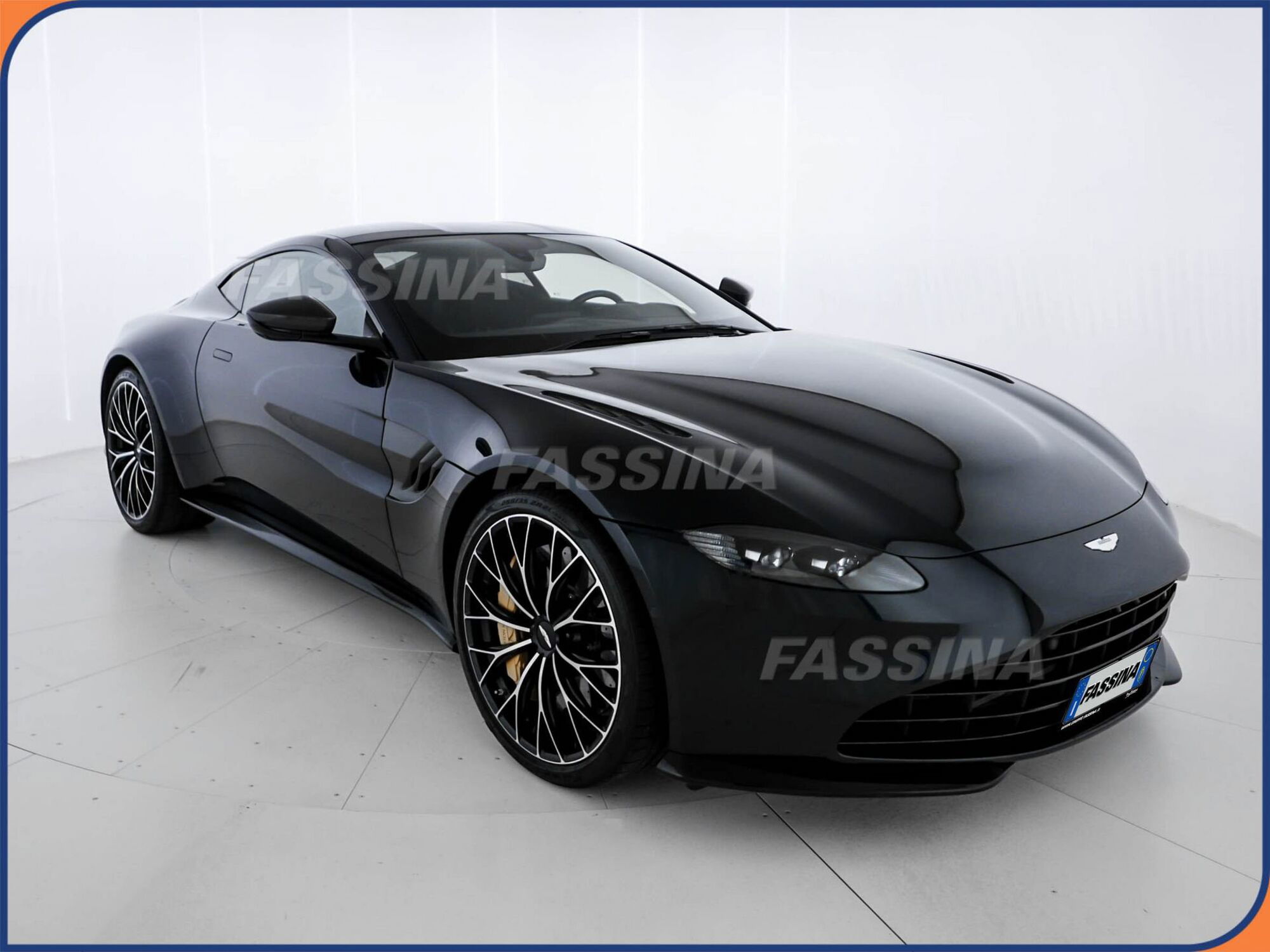 Aston Martin Vantage Vantage Coup&eacute; del 2022 usata a Milano
