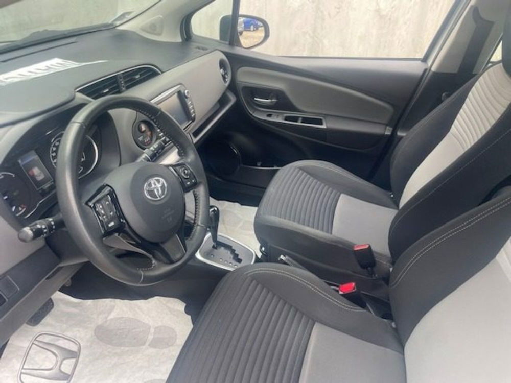 Toyota Yaris usata a Prato (11)