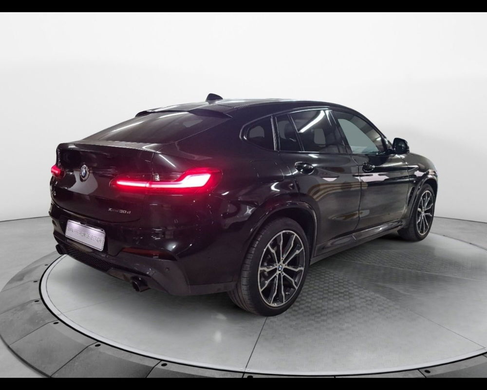 BMW X4 usata a Caserta (9)