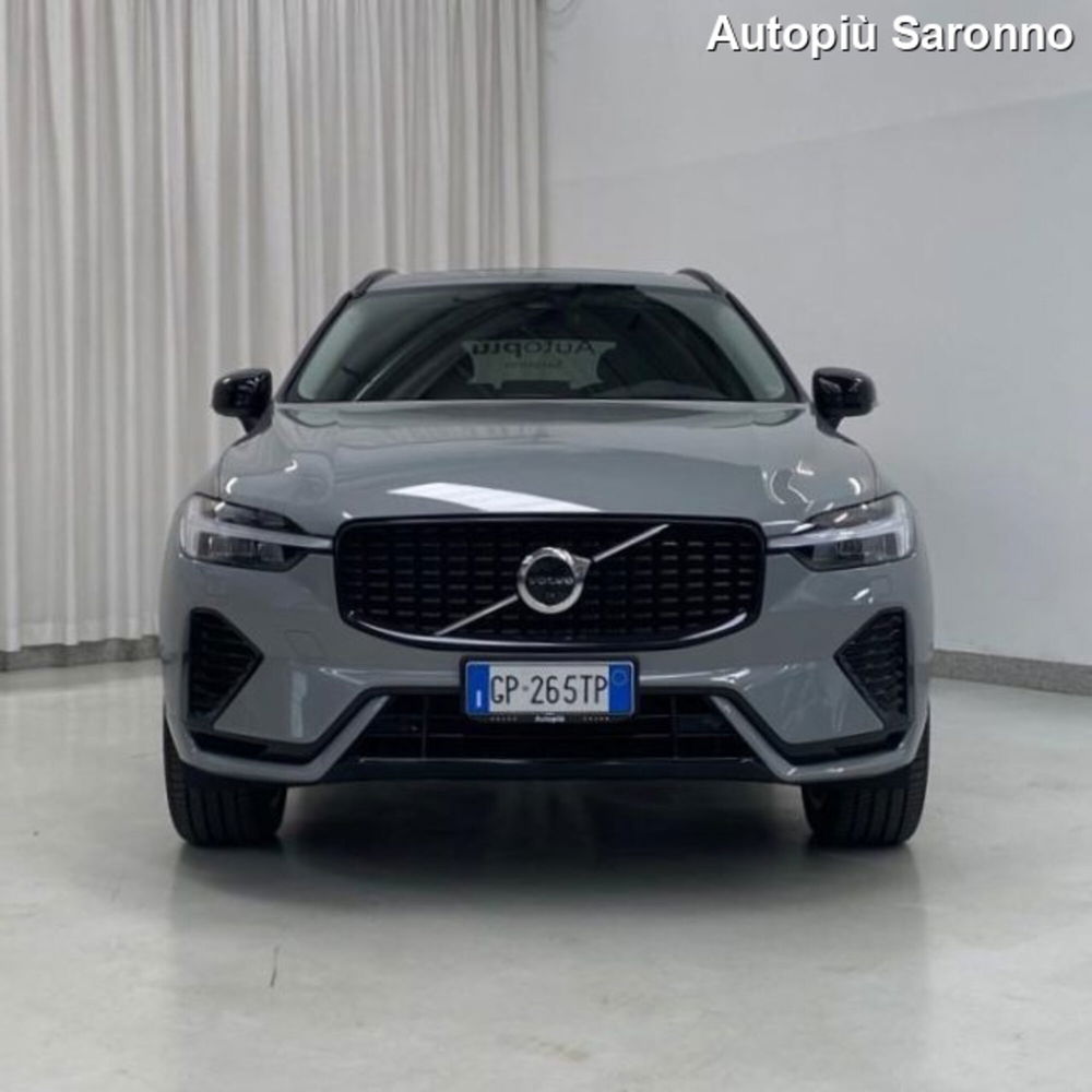 Volvo XC60 nuova a Varese (3)