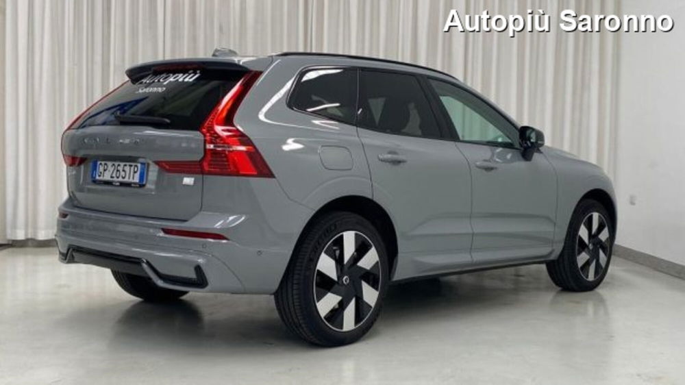 Volvo XC60 nuova a Varese (5)