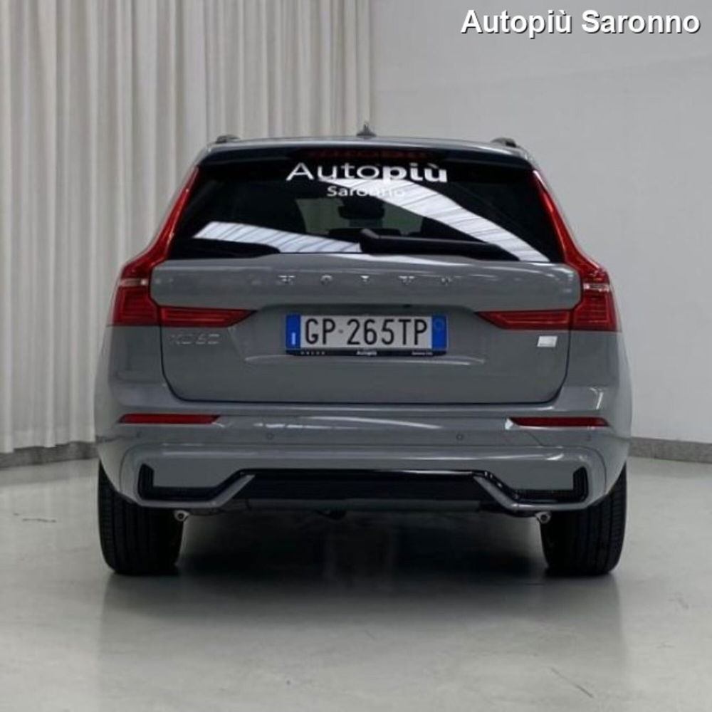 Volvo XC60 nuova a Varese (6)