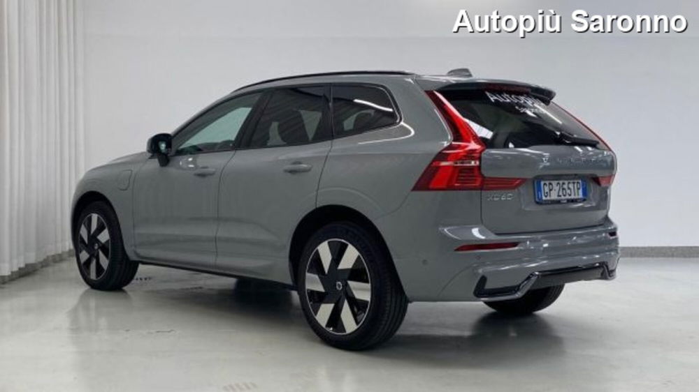 Volvo XC60 nuova a Varese (7)