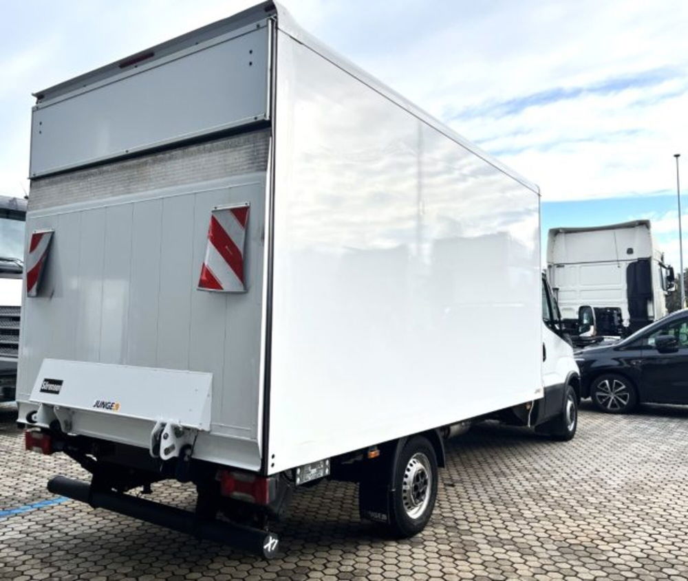 Iveco Daily Telaio 35S16 2.3 HPT PC Cabinato  del 2021 usata a Filago (4)