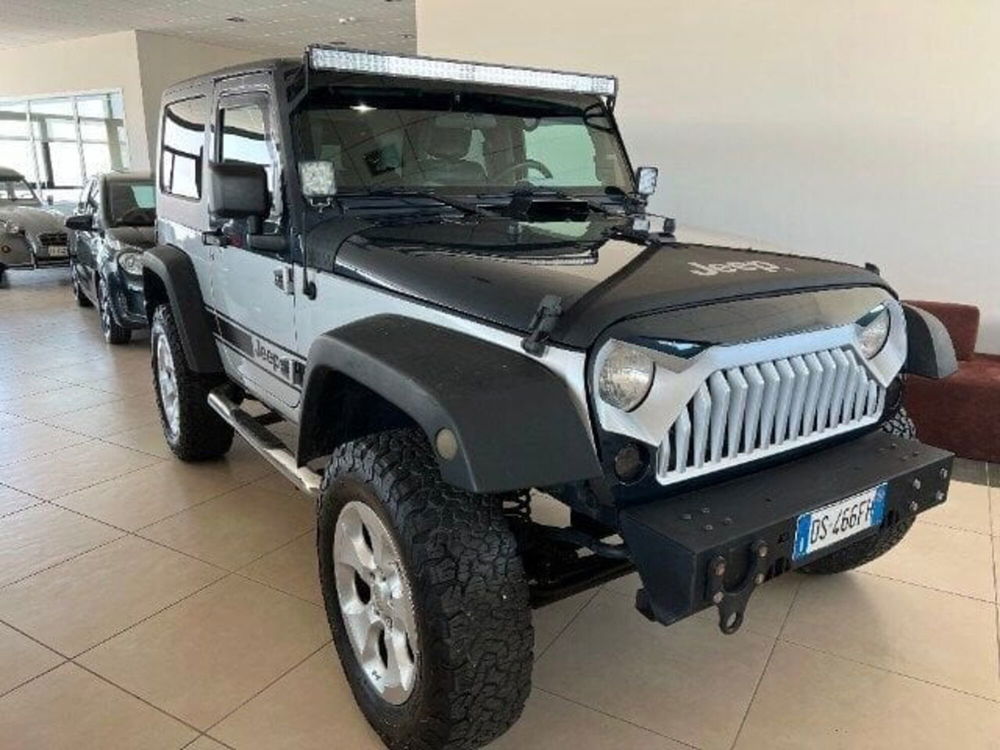 Jeep Wrangler 2.8 CRD DPF Sahara  del 2009 usata a Empoli (2)