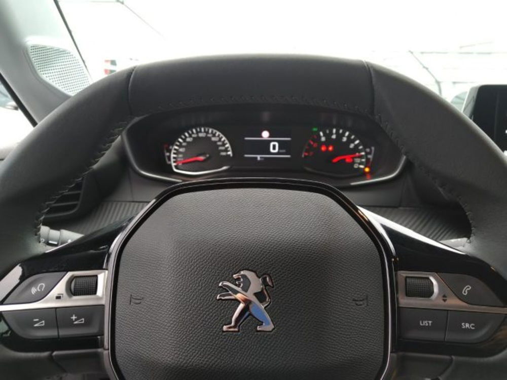 Peugeot 208 nuova a Brescia (8)