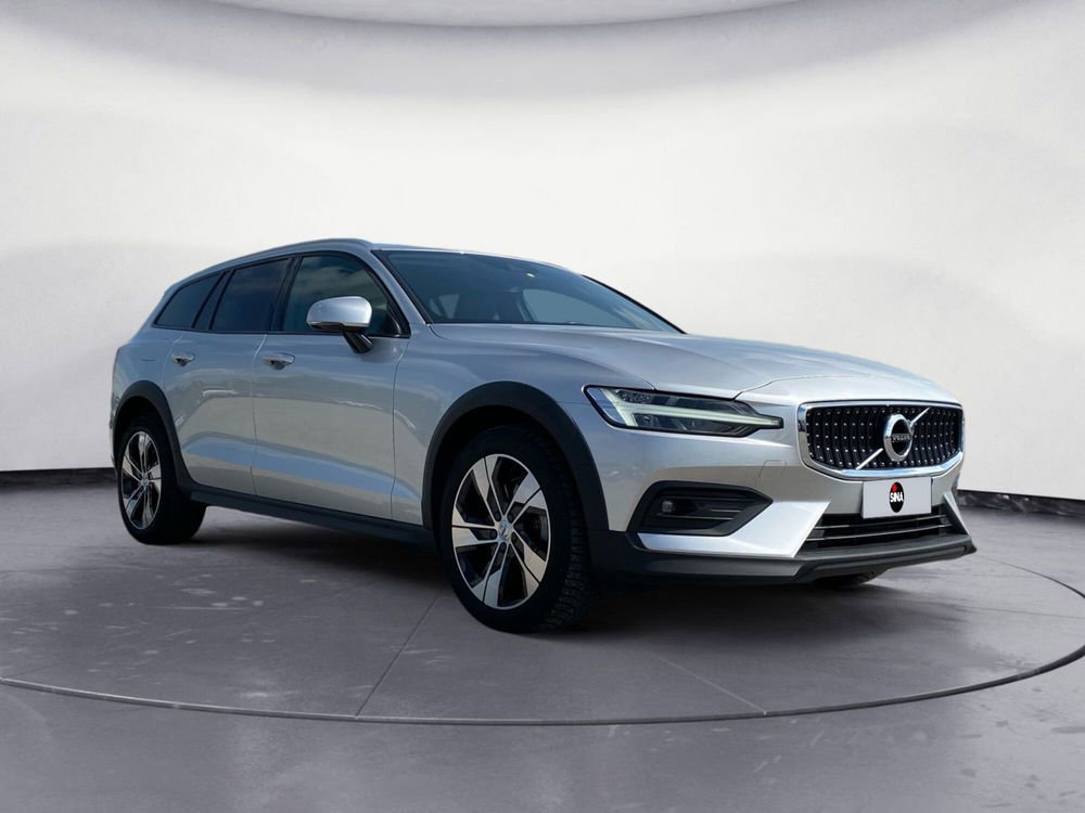 Volvo V60 Cross Country usata a Pordenone (7)