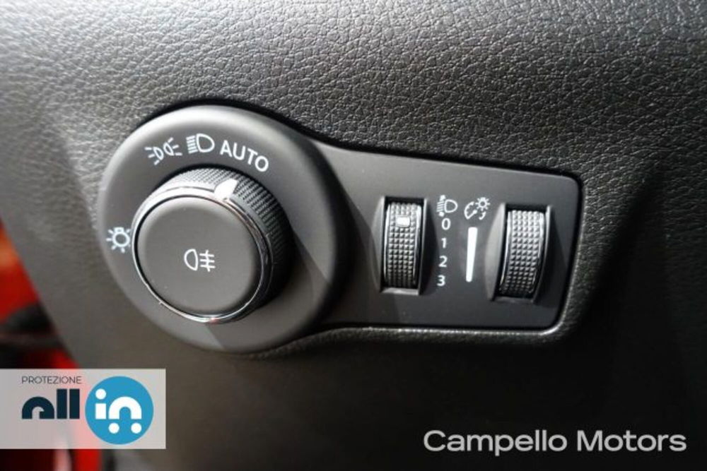 Jeep Compass nuova a Venezia (15)